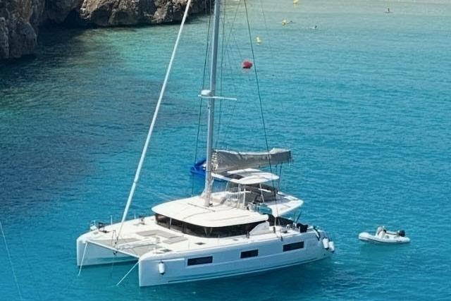 2025 Lagoon 46