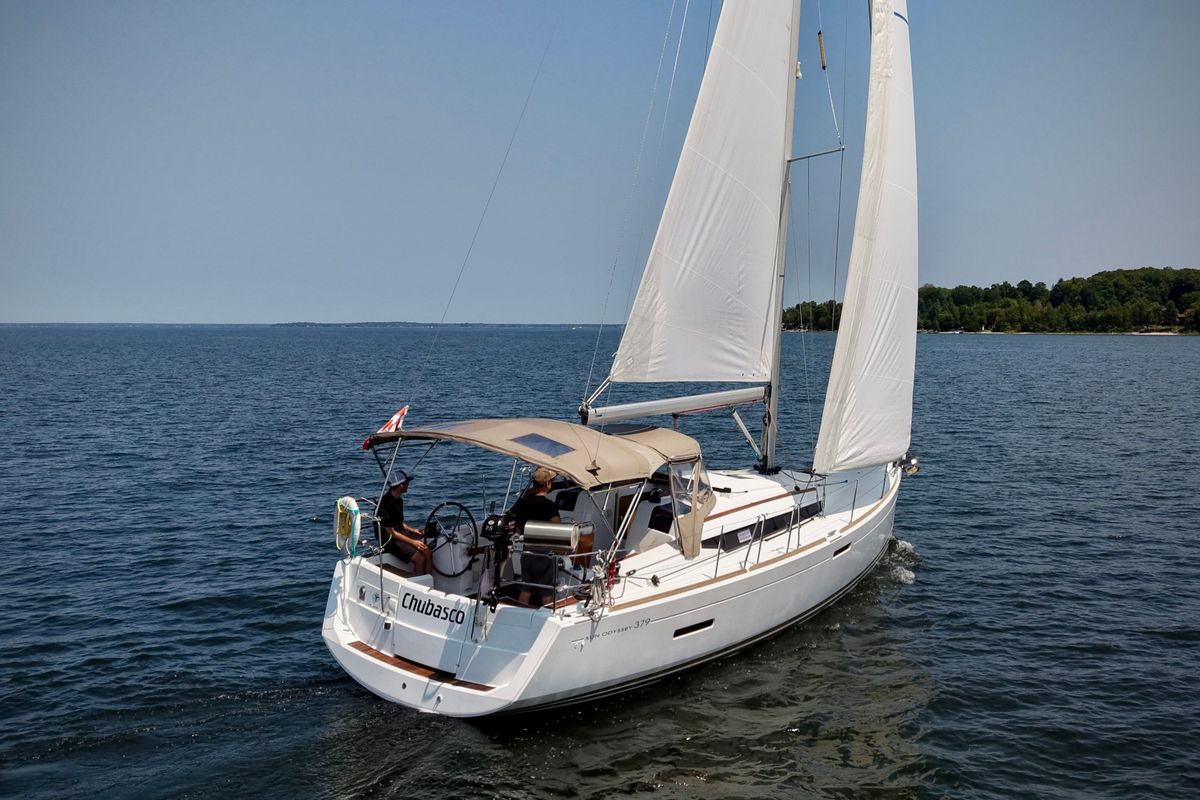 2013 Jeanneau Sun Odyssey 379