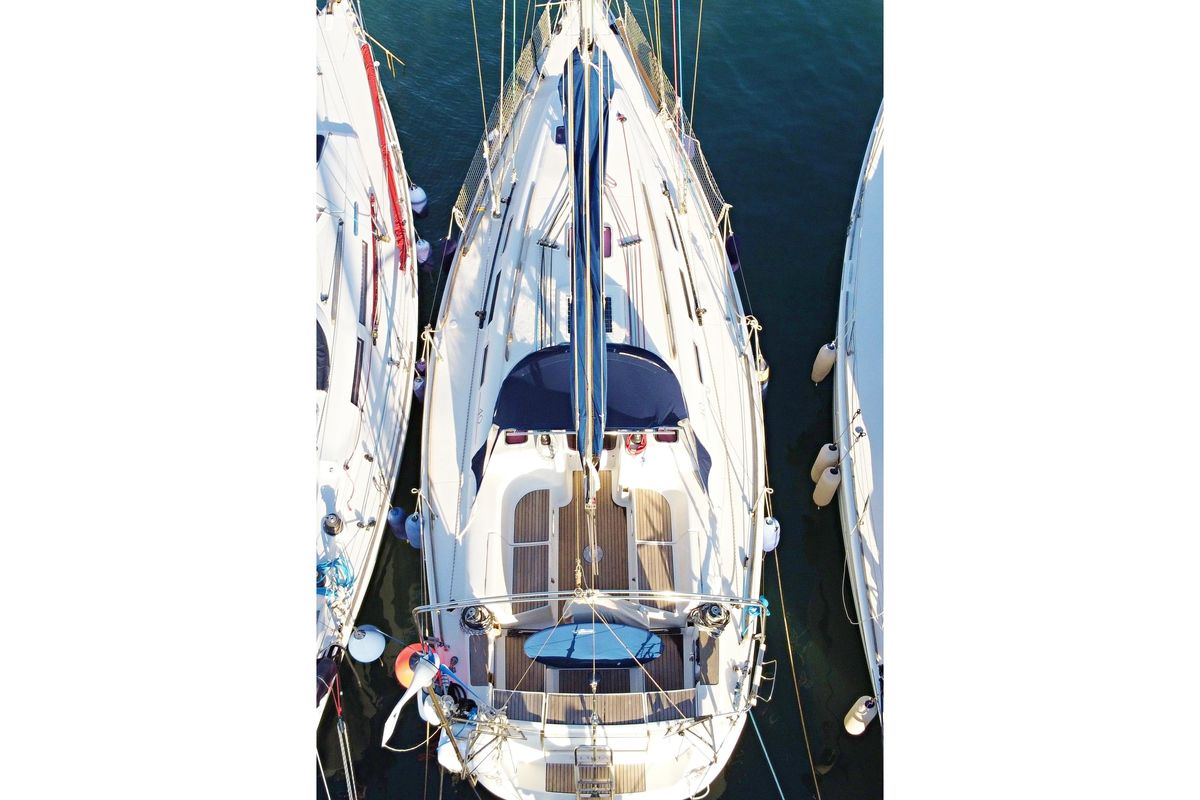 2005 Dufour 40 Performance