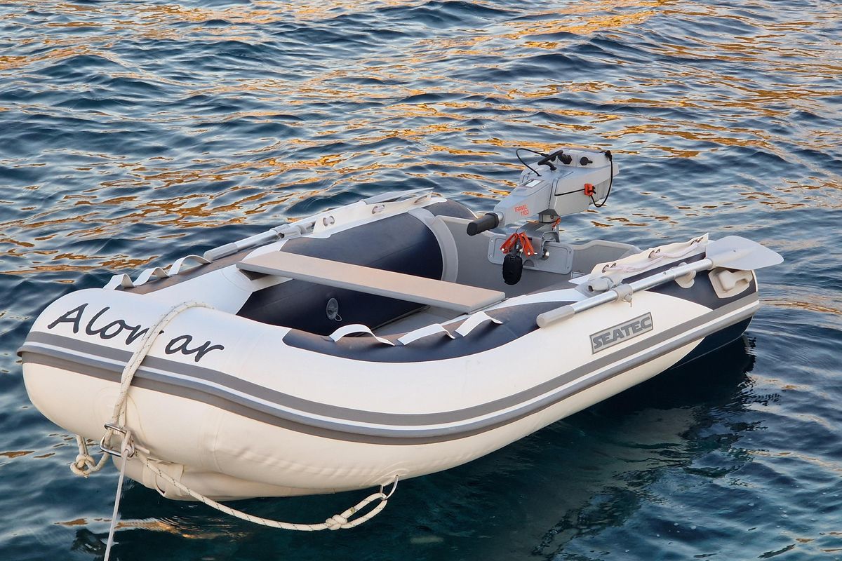 2021 Bavaria Vision 42