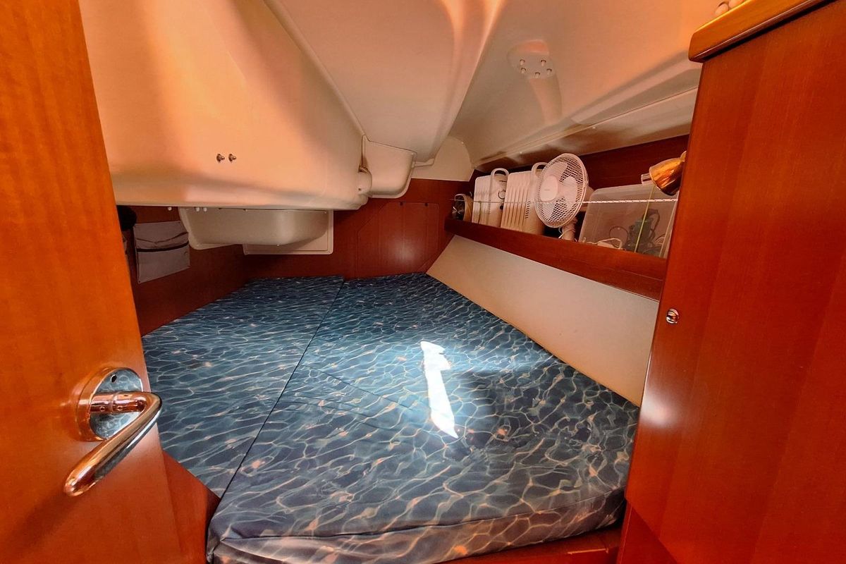 2006 Dufour 325 Grand Large