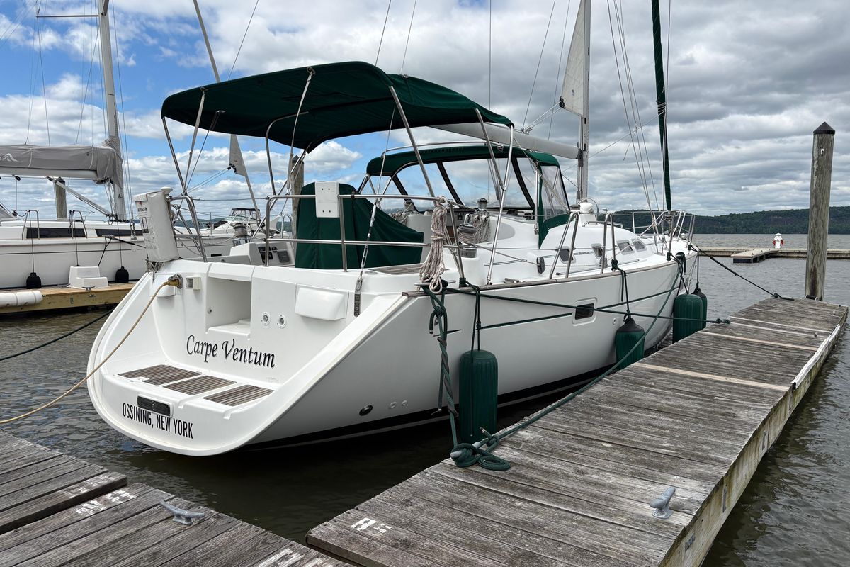 2003 Beneteau 423