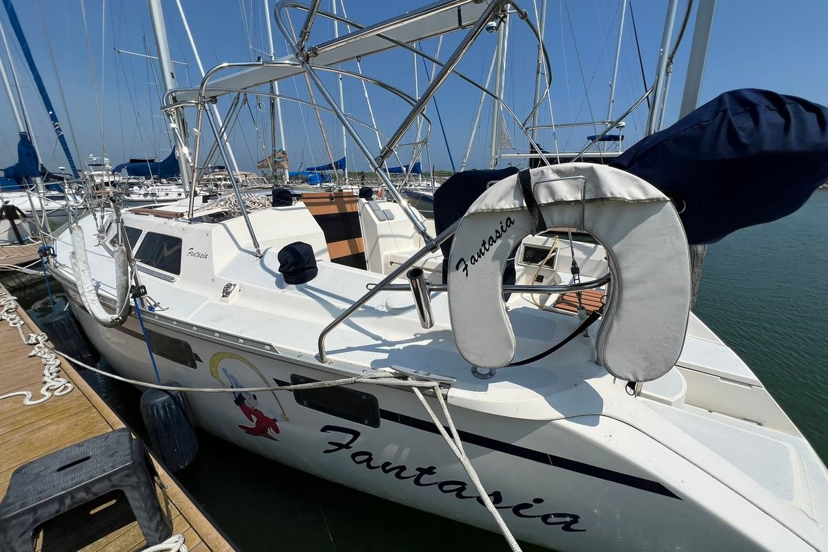 1990 Hunter Legend 35.5