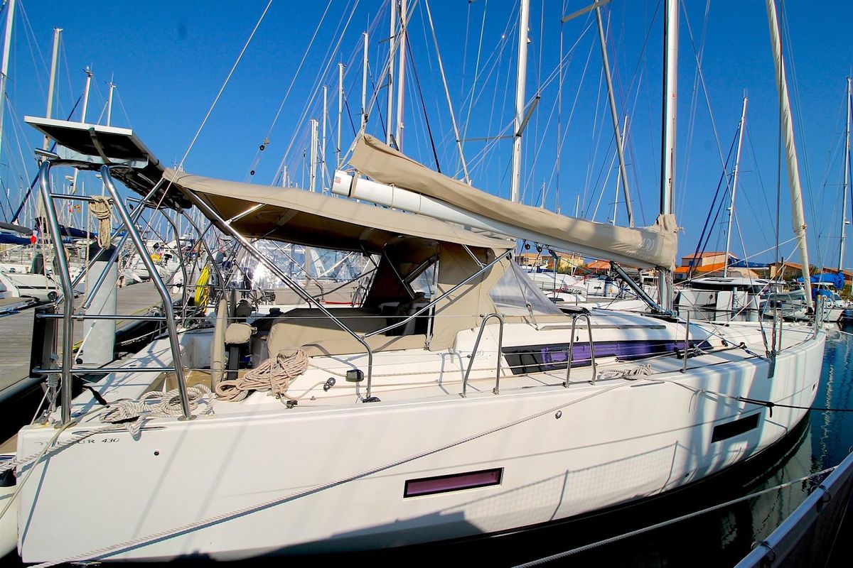 2019 Dufour 430 Grand Large