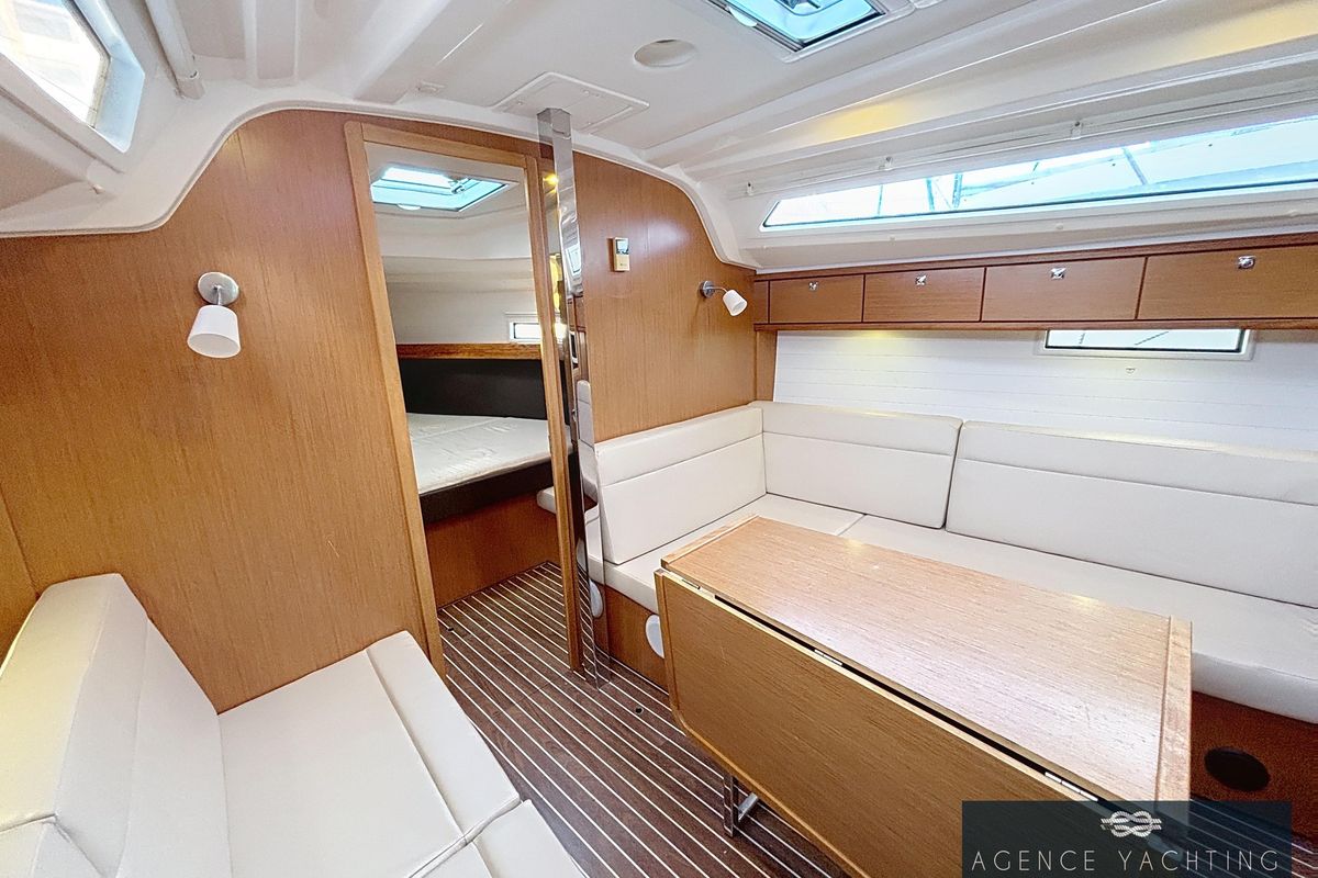 2014 Bavaria Cruiser 37