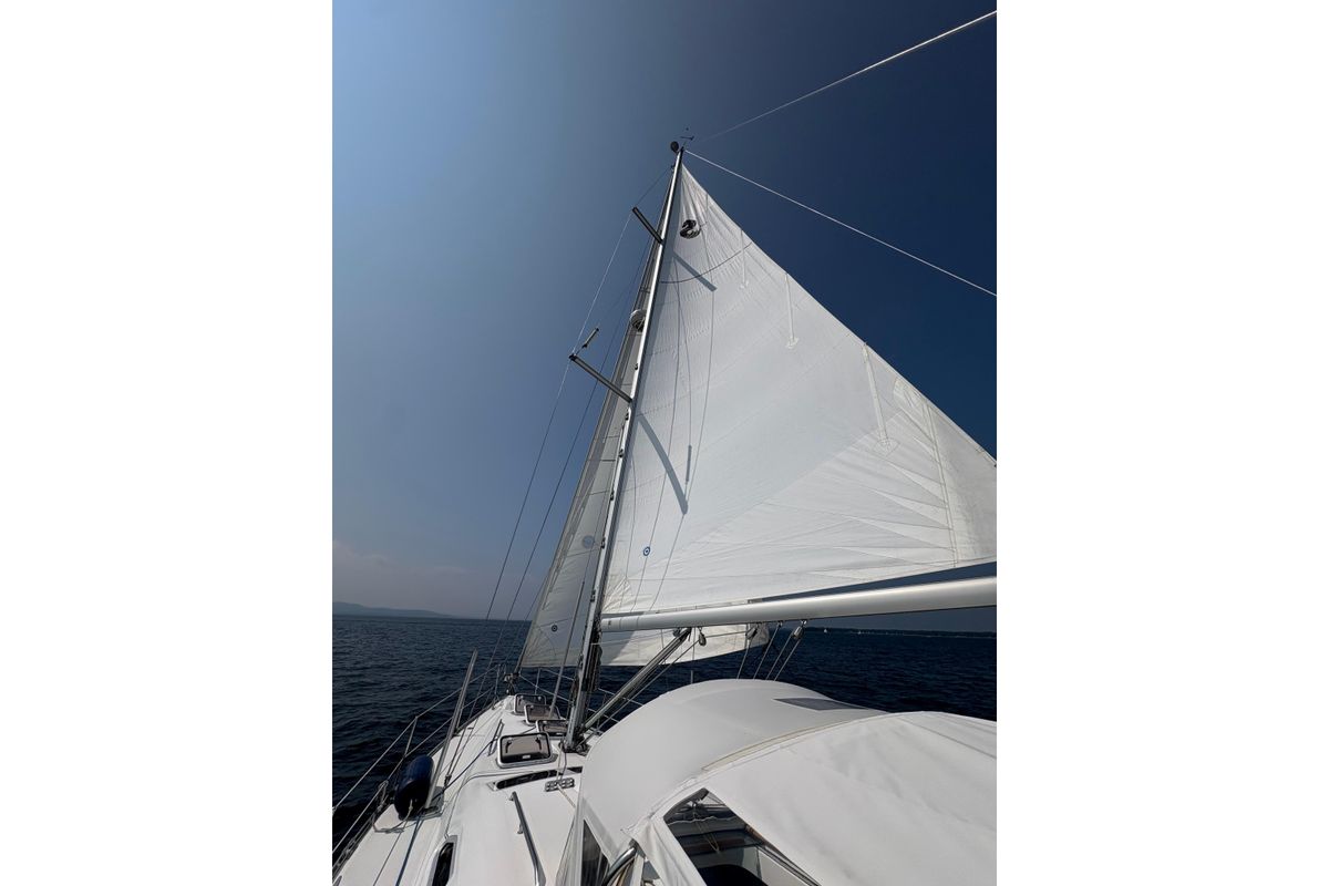 2006 Beneteau Oceanis Clipper 393