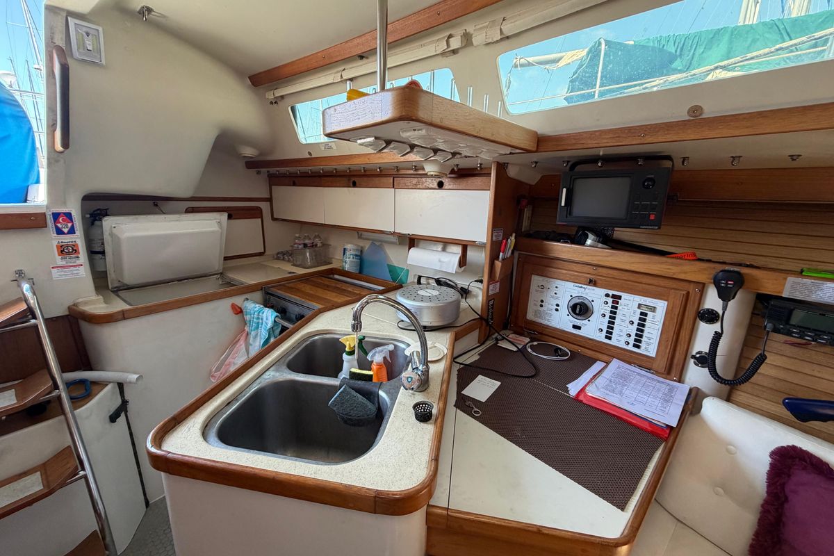1994 Catalina 320