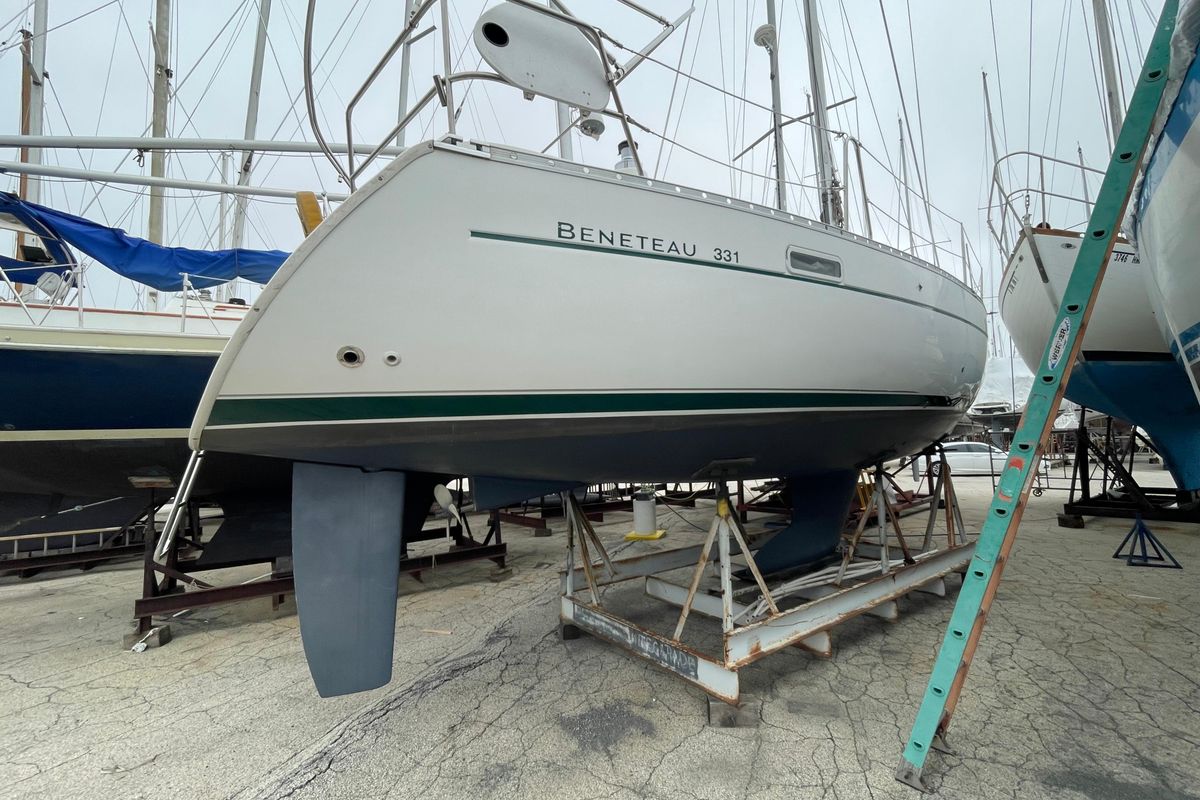 2002 Beneteau 331