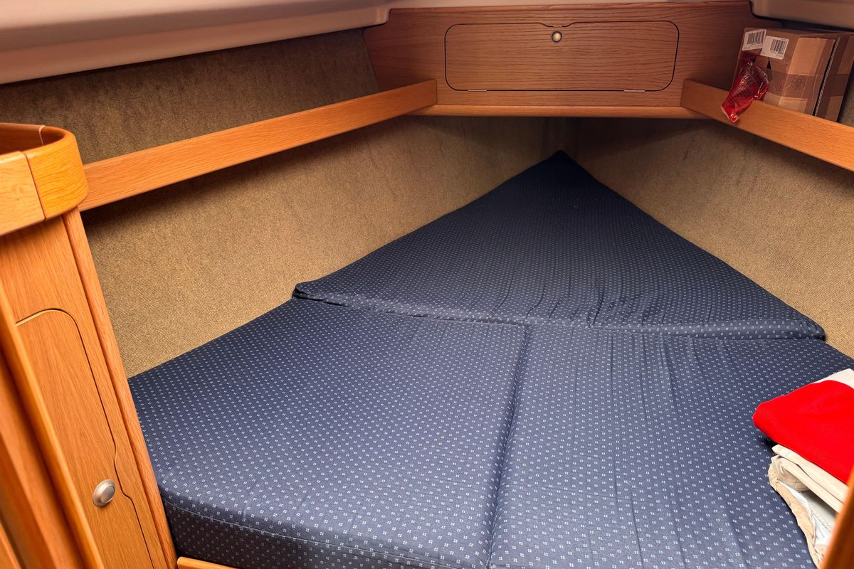 1996 Dehler 35 Cruising