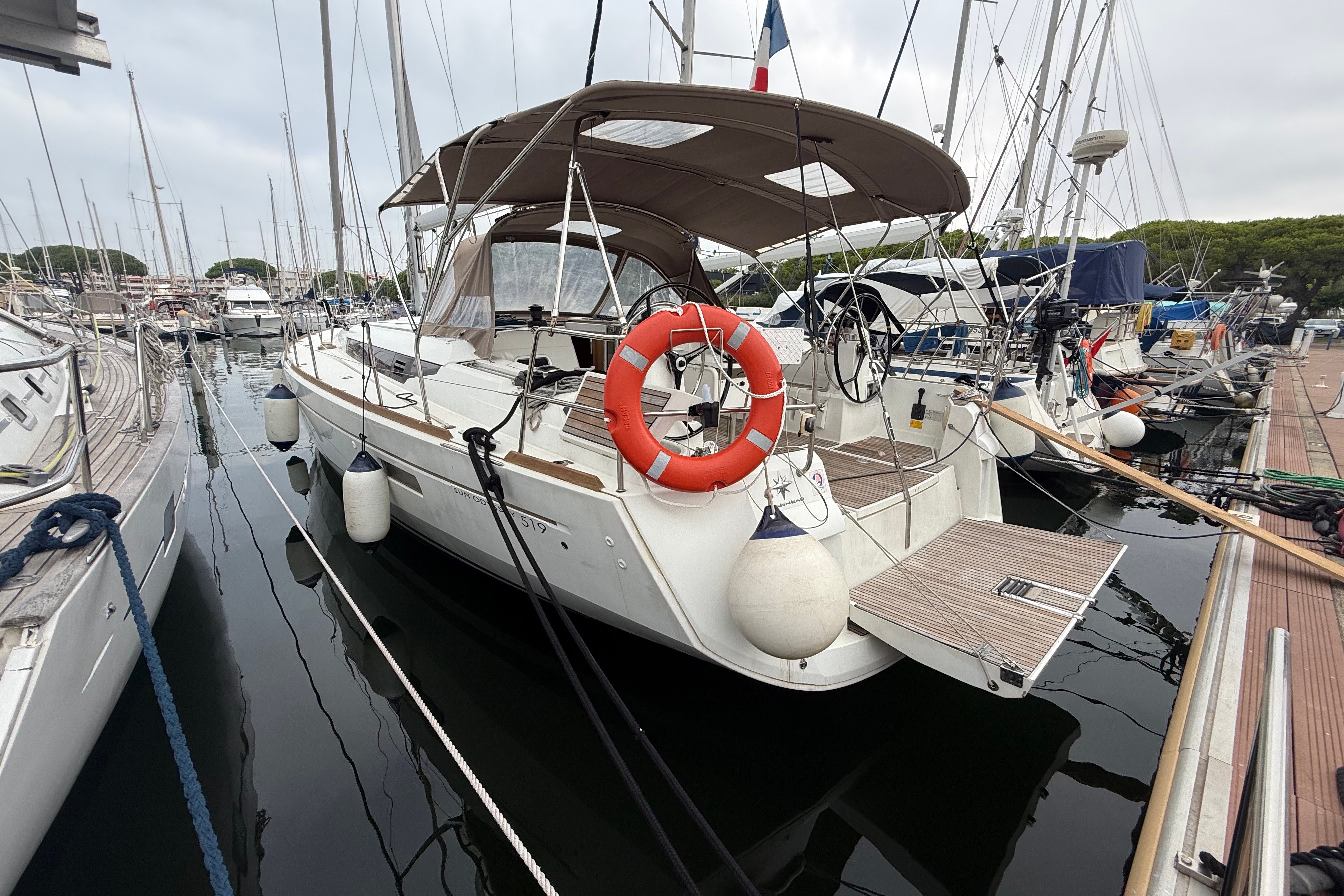 2019 Jeanneau Sun Odyssey 519