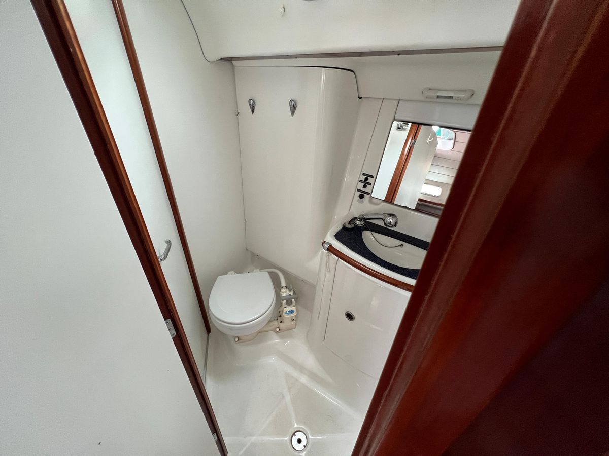 2004 Beneteau 473