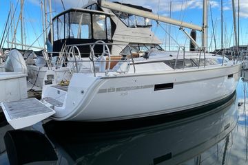 2007 Bavaria Cruiser 37 Boats