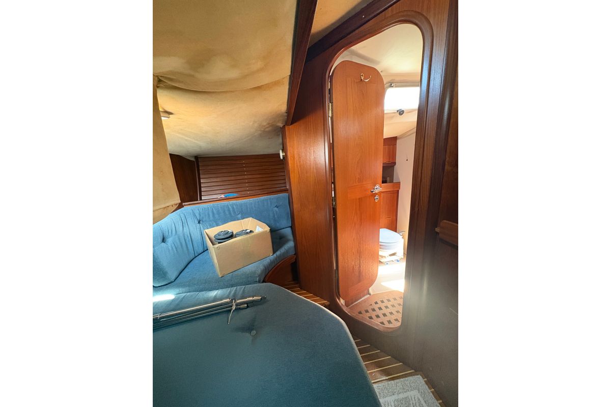 1985 Beneteau First 435