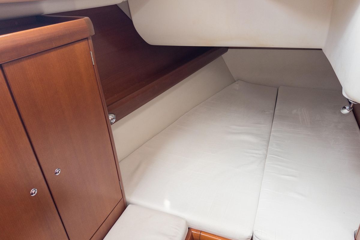2005 Grand Soleil 45