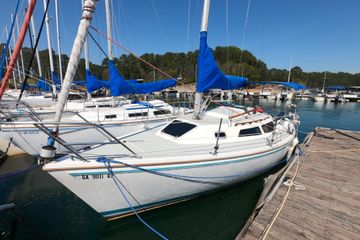 1995 Catalina Capri 26 Boats