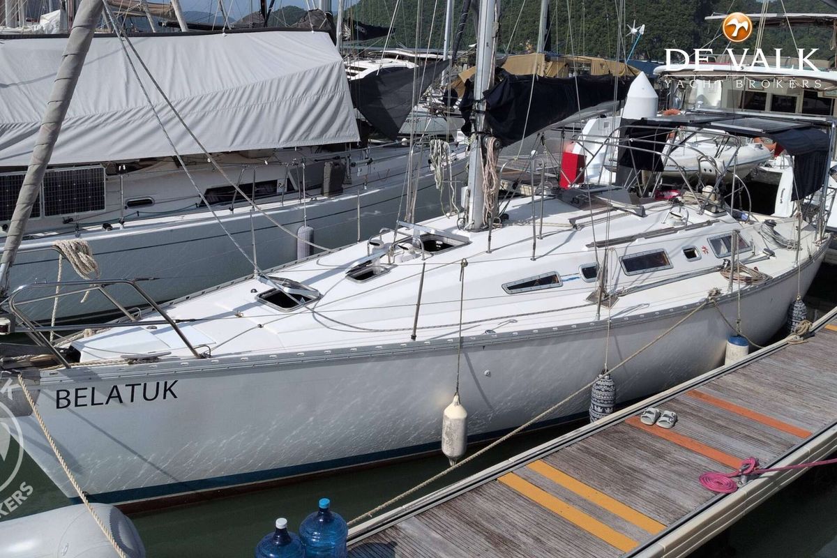1990 Jeanneau Sun Charm 39