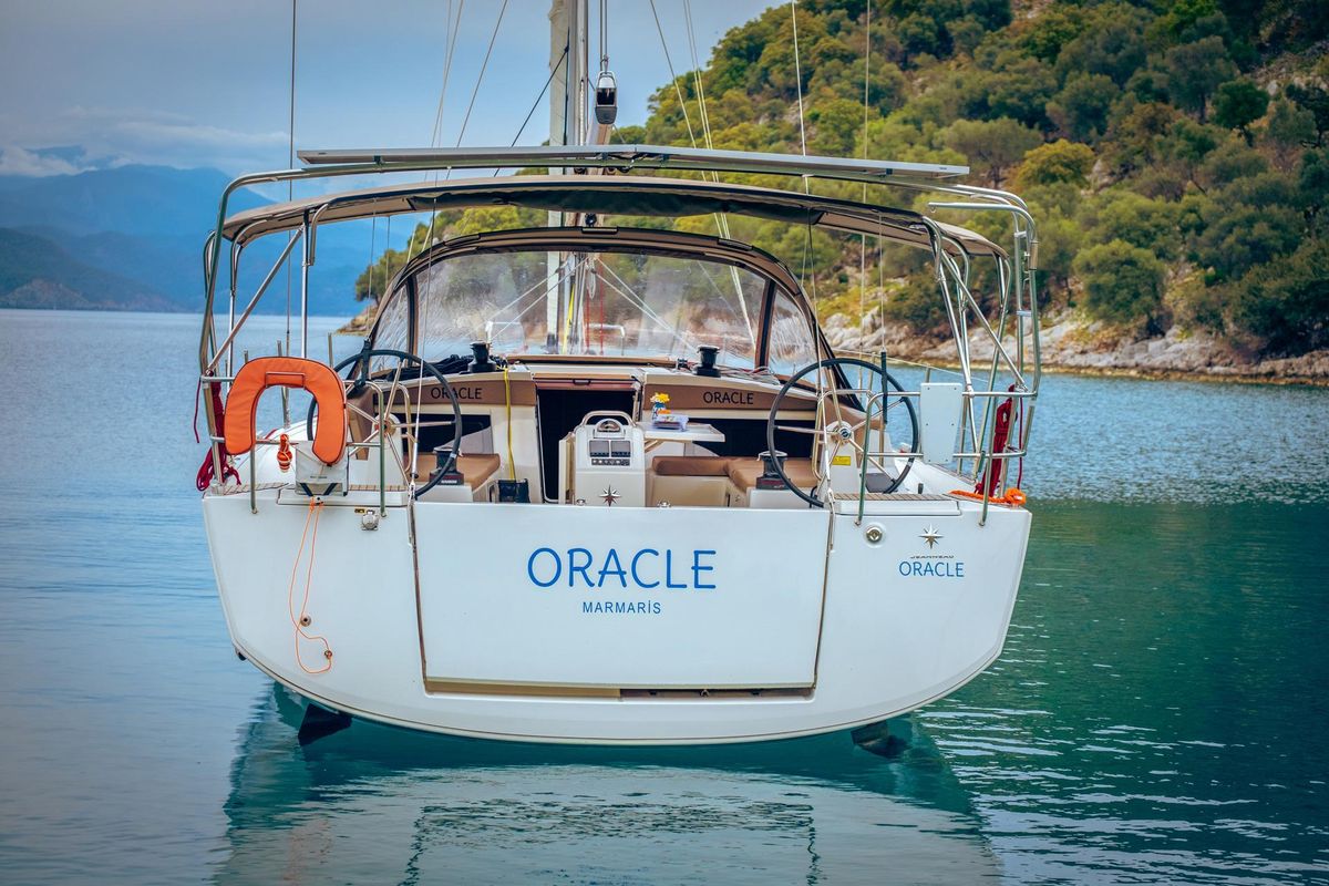 2022 Jeanneau Sun Odyssey 490