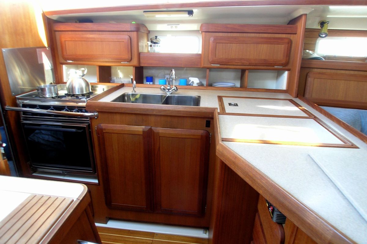 1996 Hunter Legend 37.5