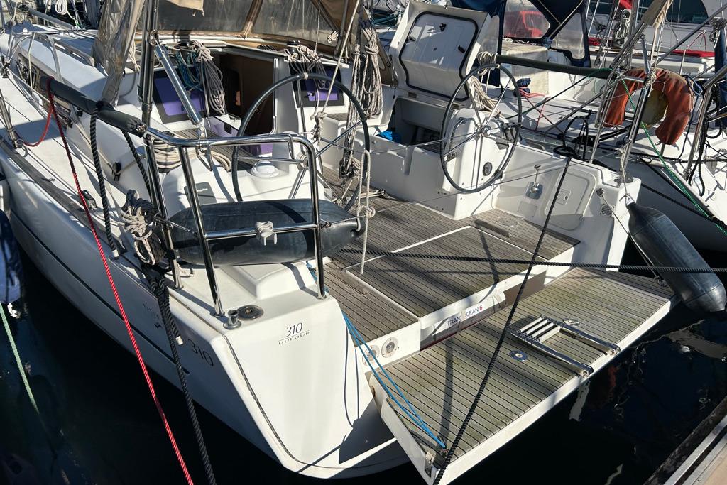 2015 Dufour 310 Grand Large for sale in Nice, Alpes-Maritimes, France