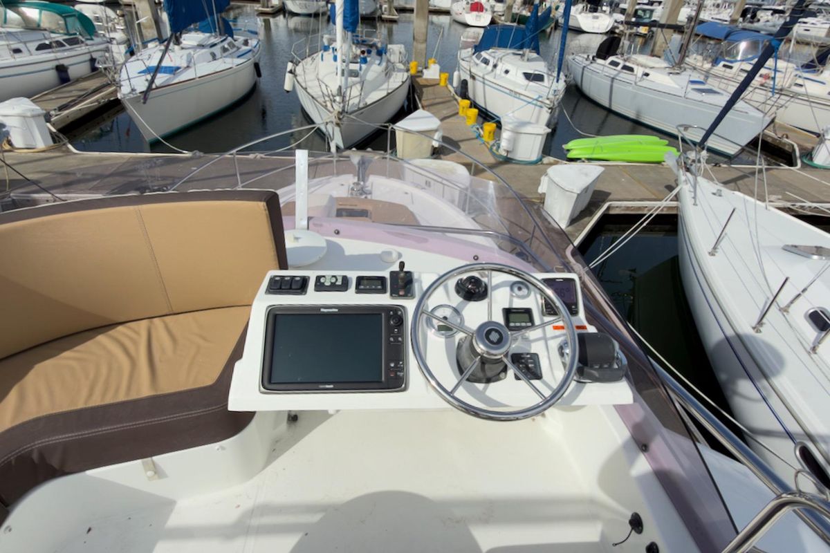 2016 Beneteau Swift Trawler 30