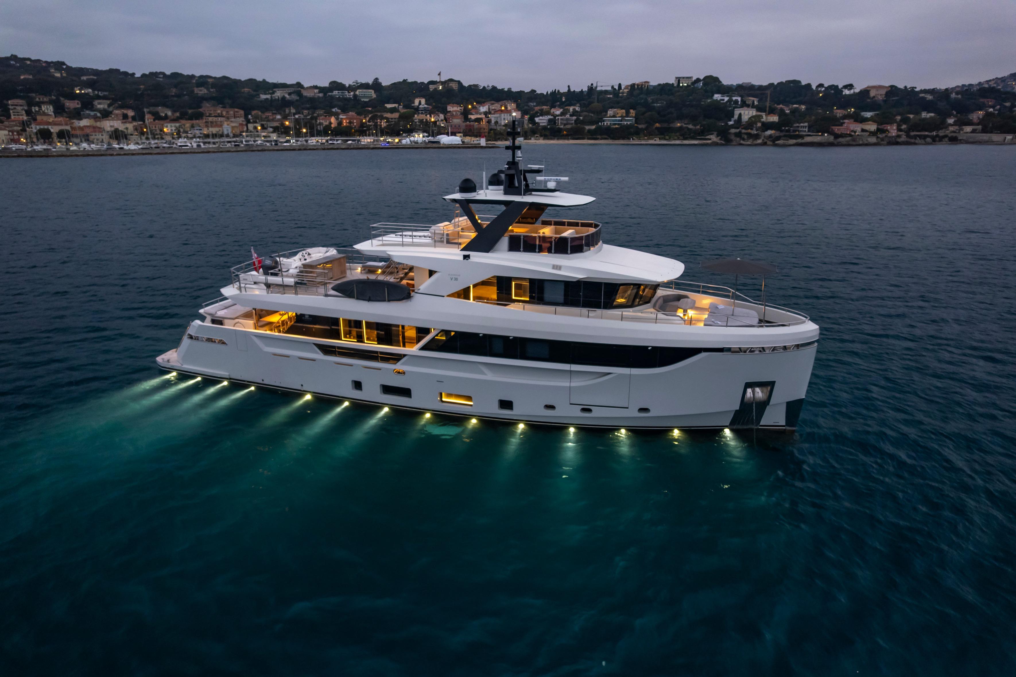 2023 Blaundus V30 Explorer