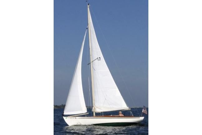 2003 Herreshoff Alerion 26
