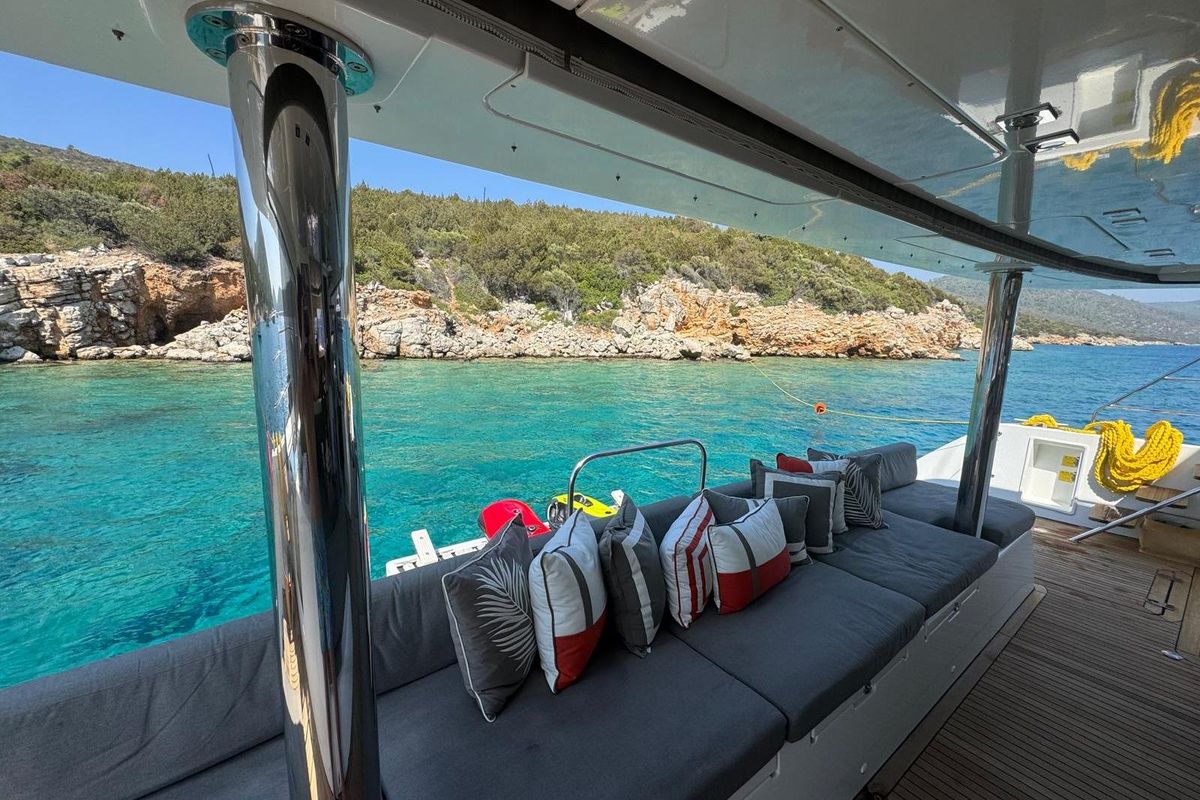 2015 Lagoon 560 S2
