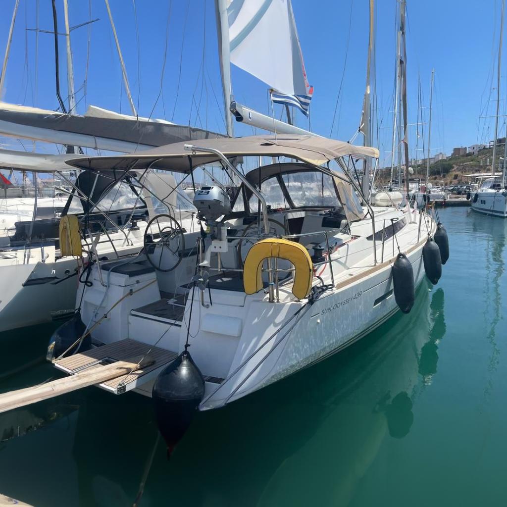 2014 Jeanneau Sun Odyssey 439 Boats