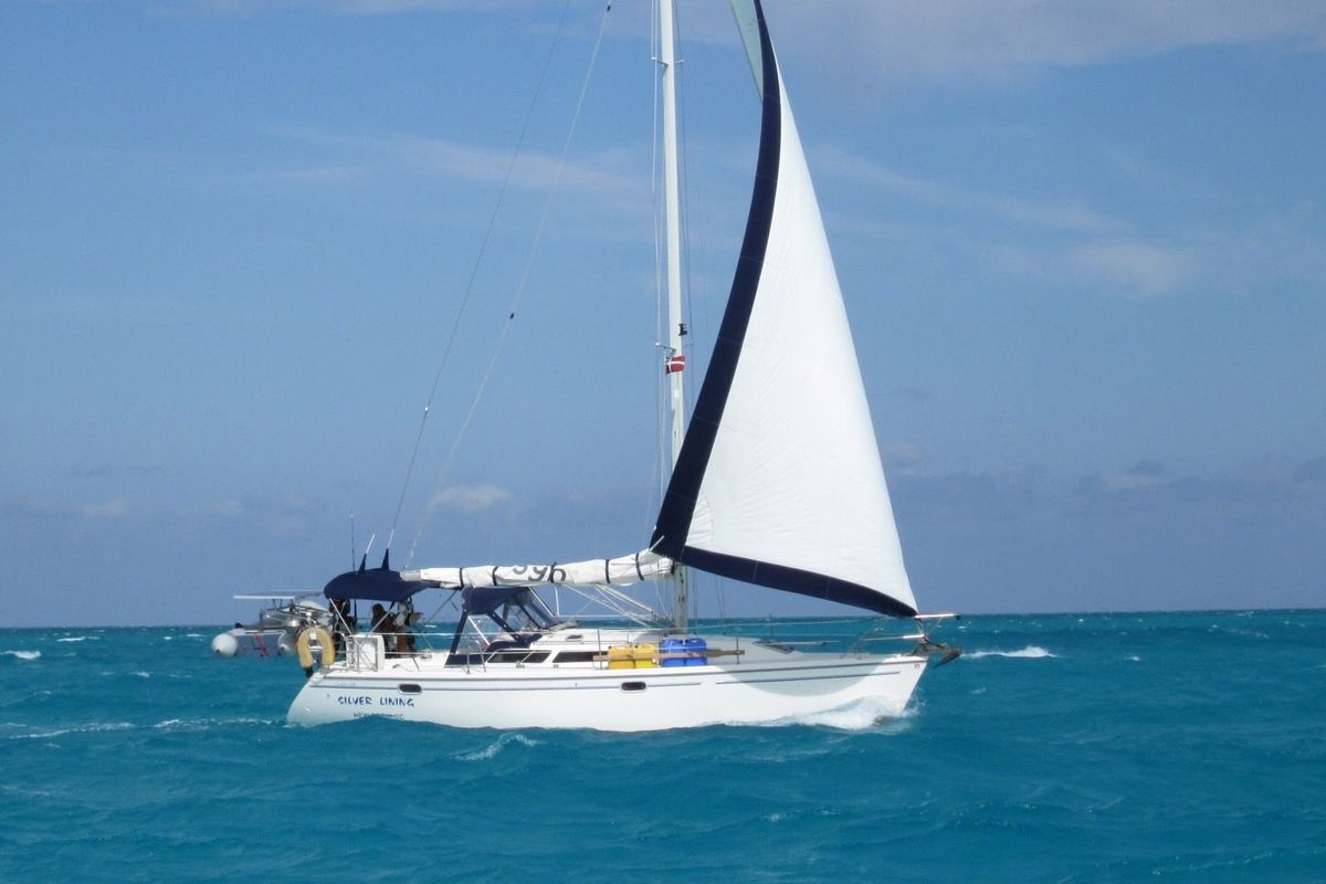2000 Catalina 320