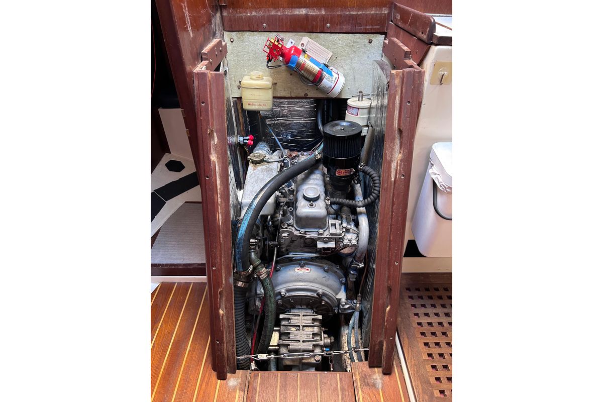 1983 Tartan 42