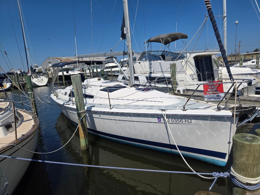 2005 Hunter H33 for sale in Ocean Gate, New Jersey