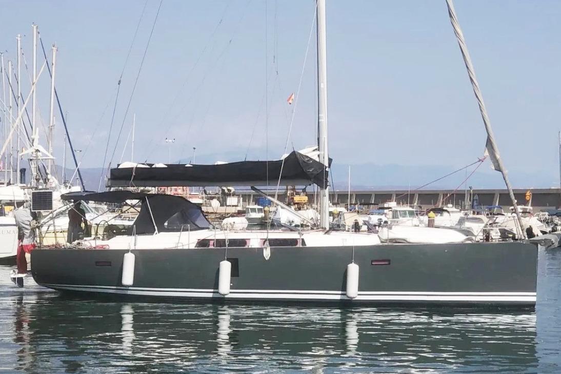2010 Hanse 445