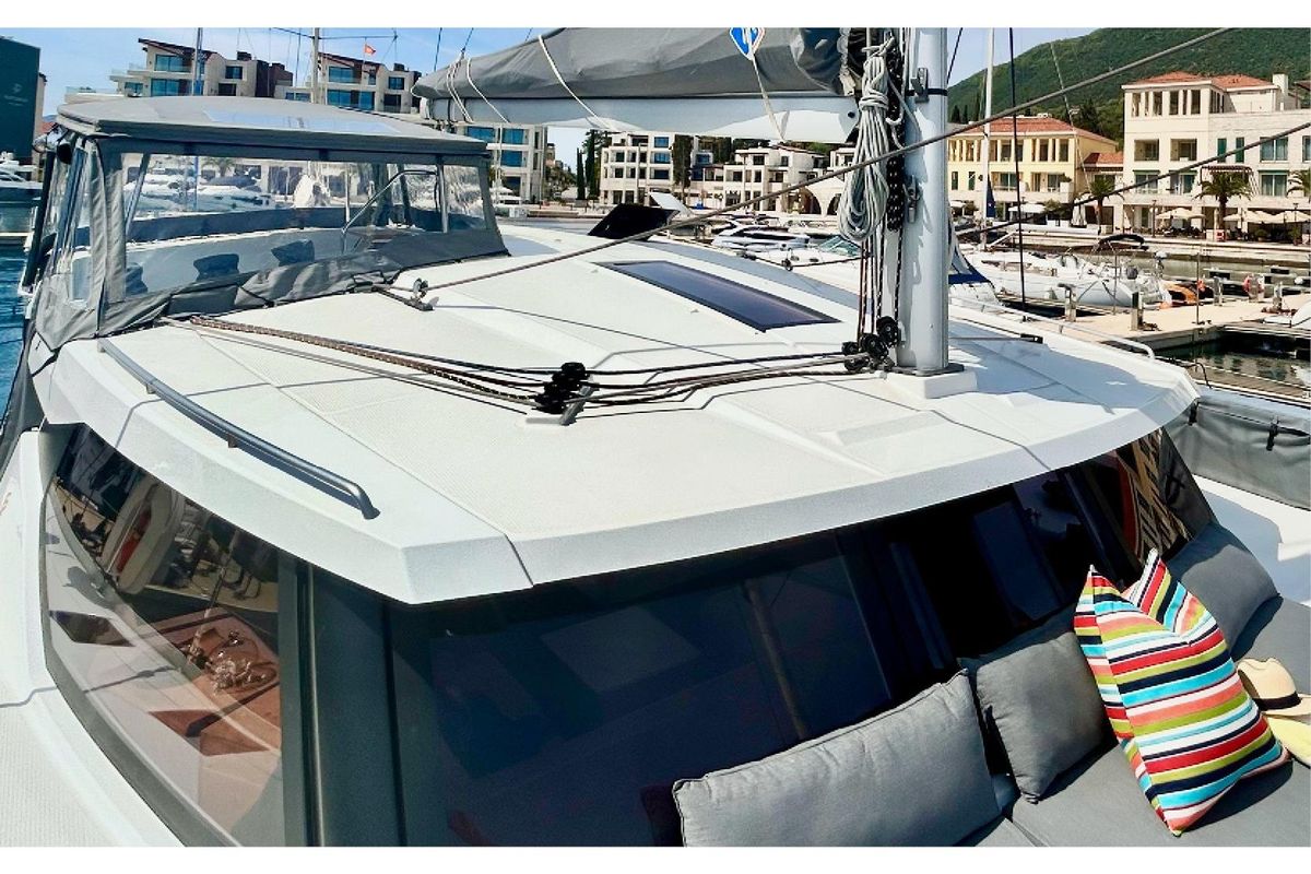 2022 Fountaine Pajot Isla 40