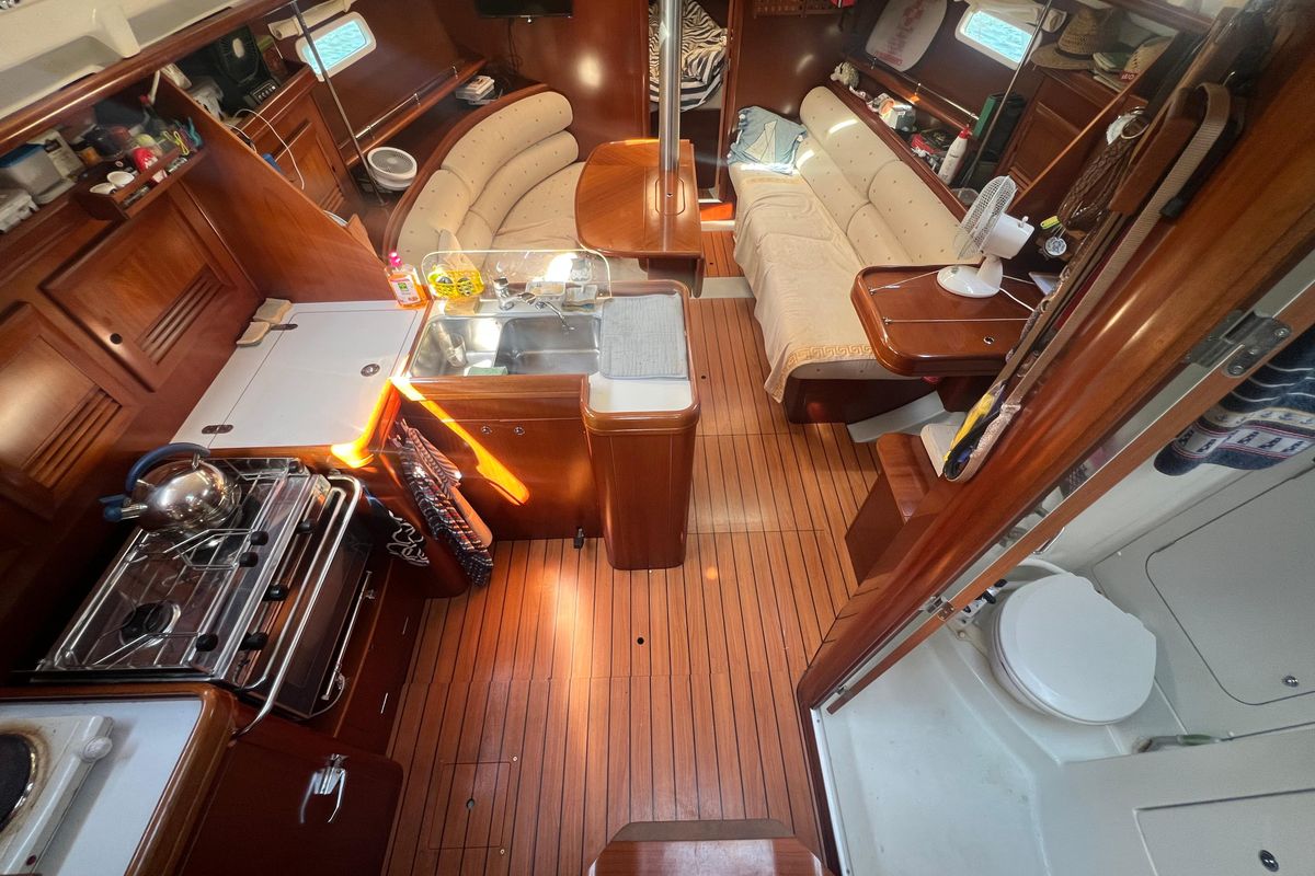 2005 Beneteau Oceanis Clipper 373