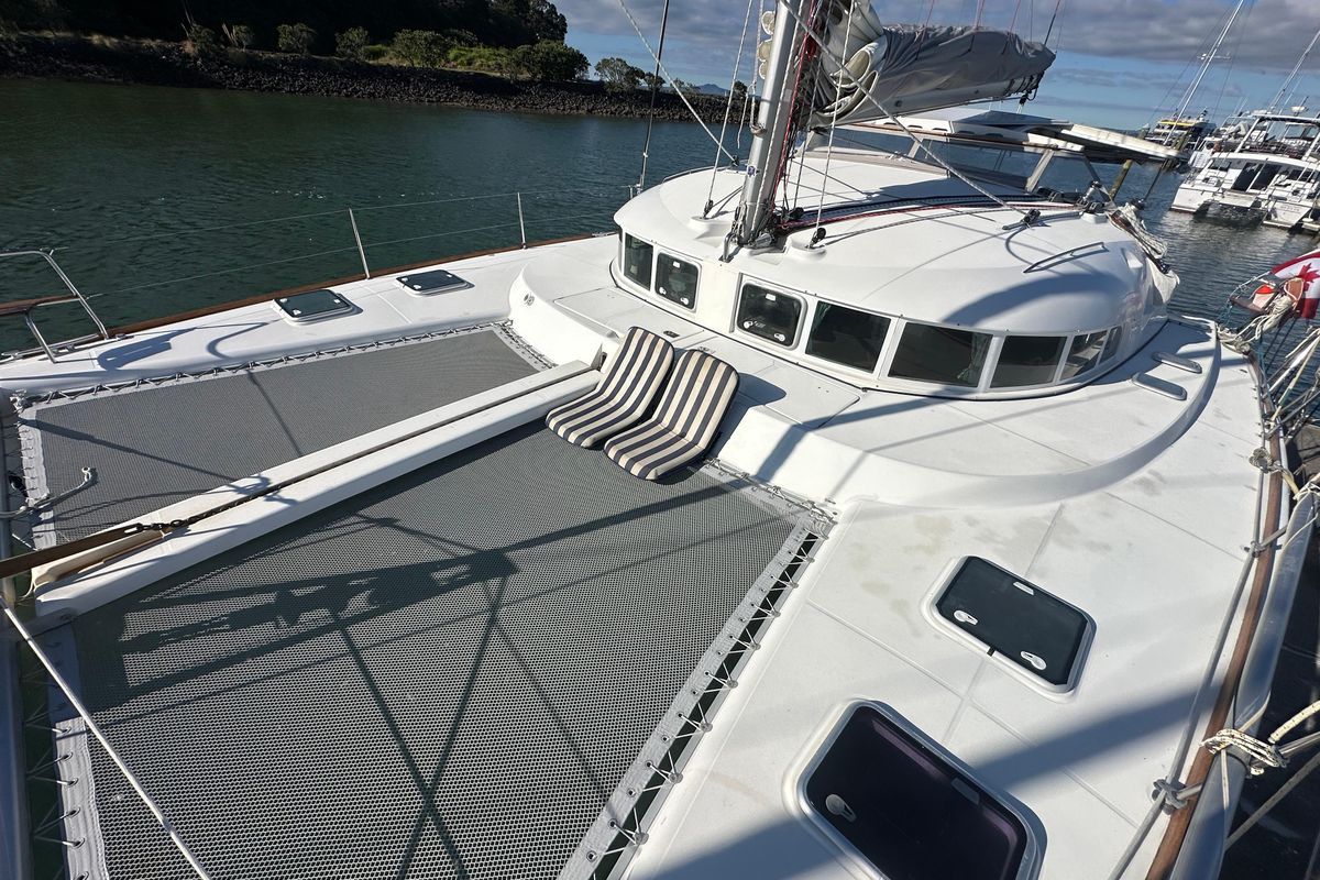 2003 Lagoon 410 S2