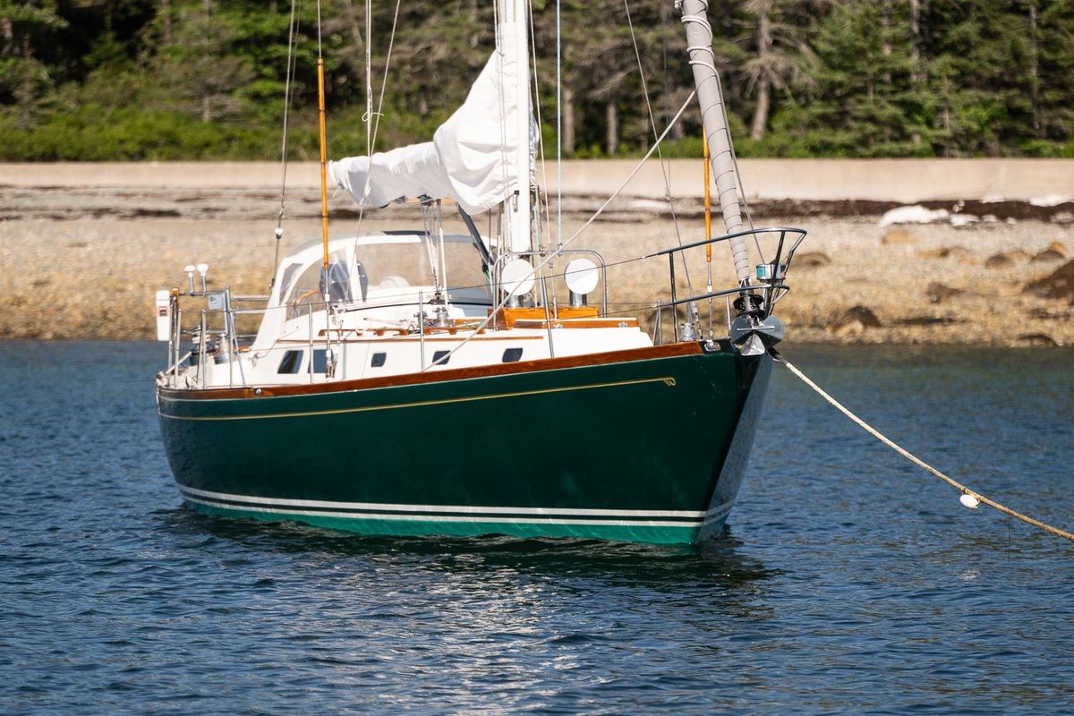 1987 Hinckley Sou'Wester 42