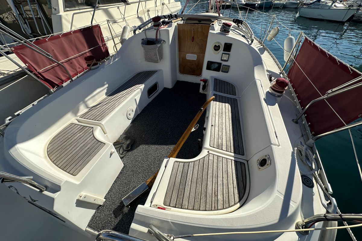 2003 Beneteau Oceanis Clipper 311