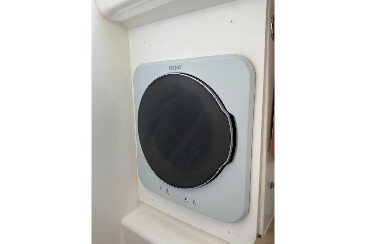 2017 Dufour 460 Grand Large