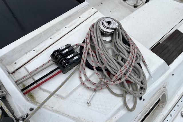 1984 Hunter 34