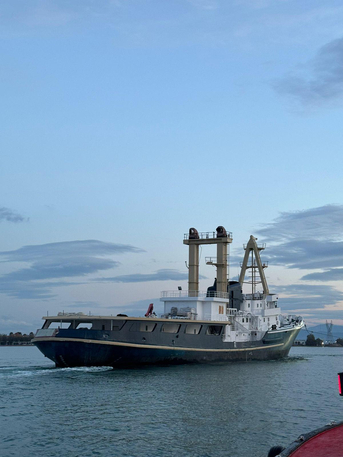 1974 Khozam 254' Expedition