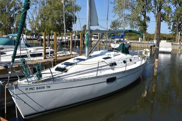1997 Beneteau Oceanis 321 Boats