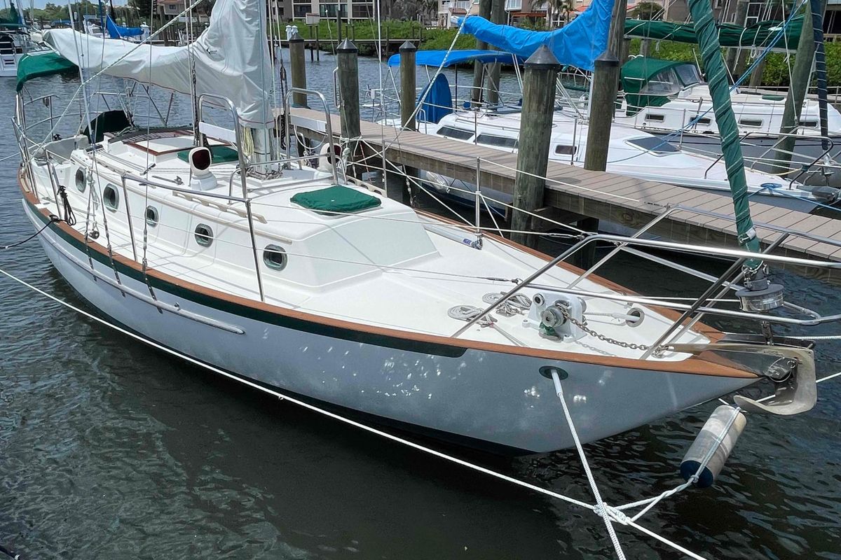 1987 Pacific Seacraft 34