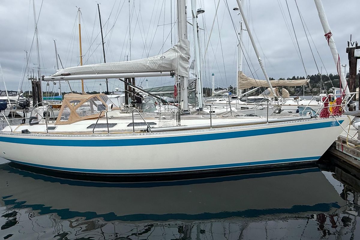 1985 Sweden Yachts 38