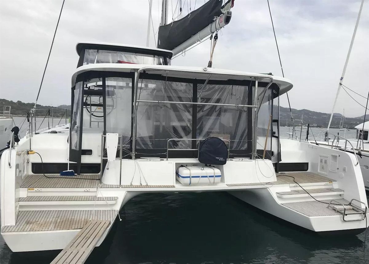 2020 Lagoon 42