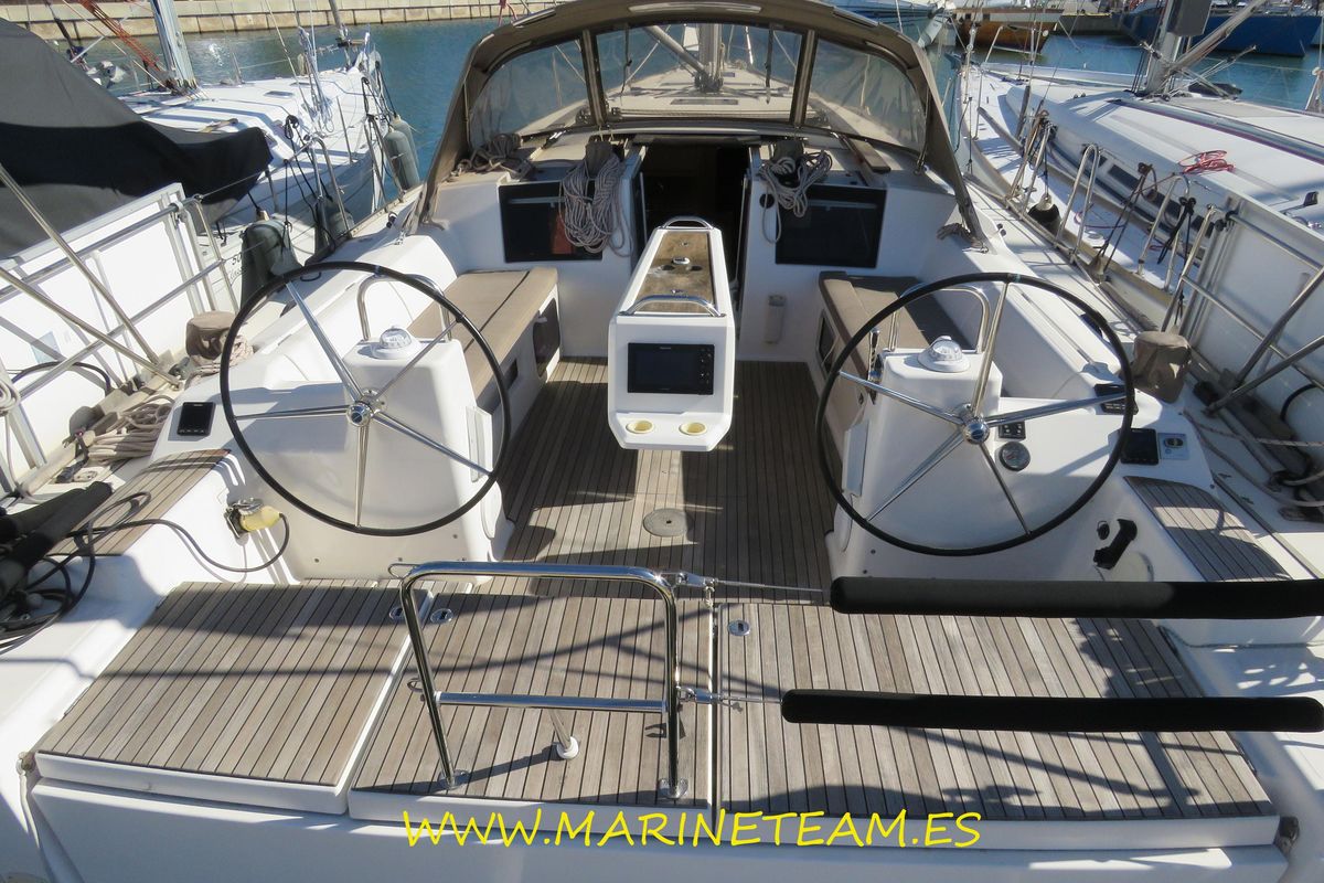 2017 Dufour 460 Grand Large