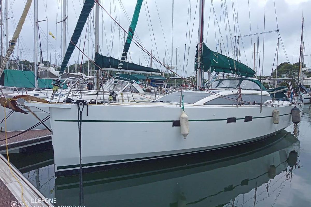 2012 RM Yachts RM 1260