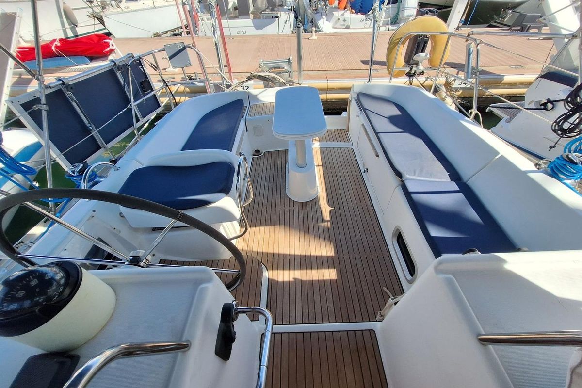 2000 Jeanneau Sun Odyssey 40 DS