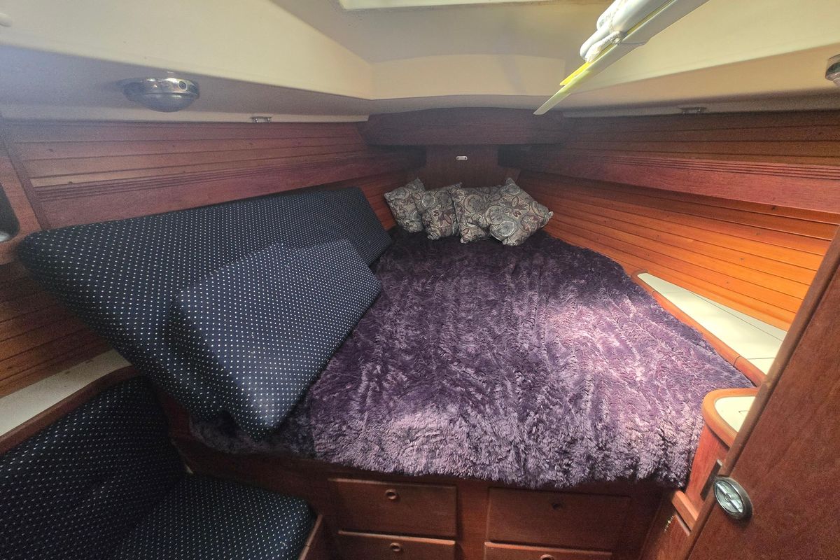 1988 Sabre 38