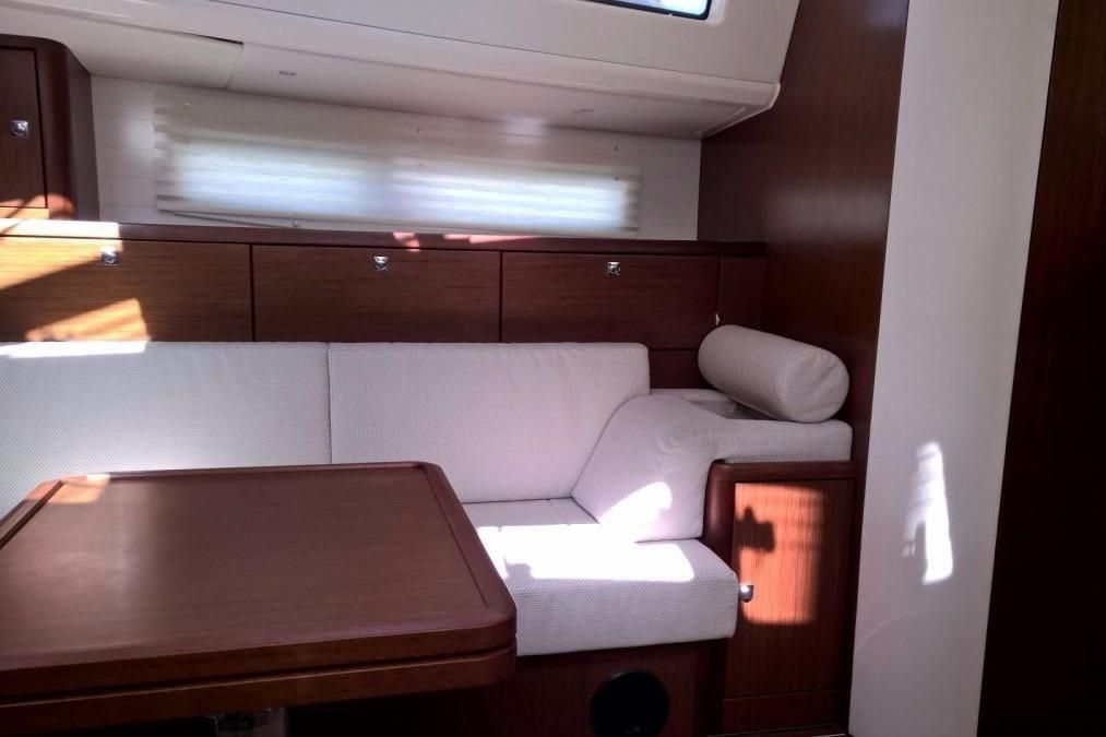 2015 Bavaria Vision 46