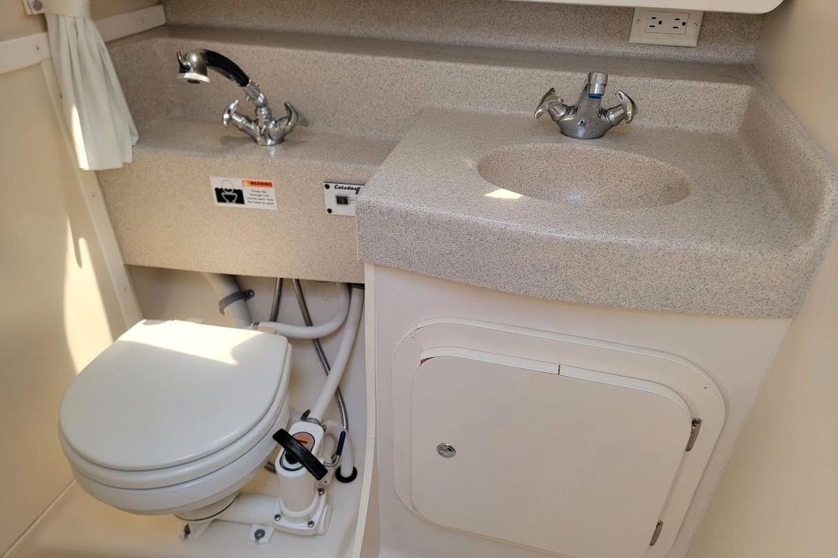 2006 Catalina 310